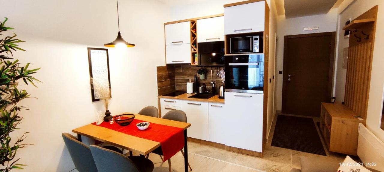 Sans Lux Apartman N42 Milmari コパオニク エクステリア 写真